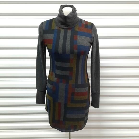 Go Couture Tunic Top Women Small Gray Turtleneck Long Sleeve Casual Asymmetrical - Picture 4 of 9